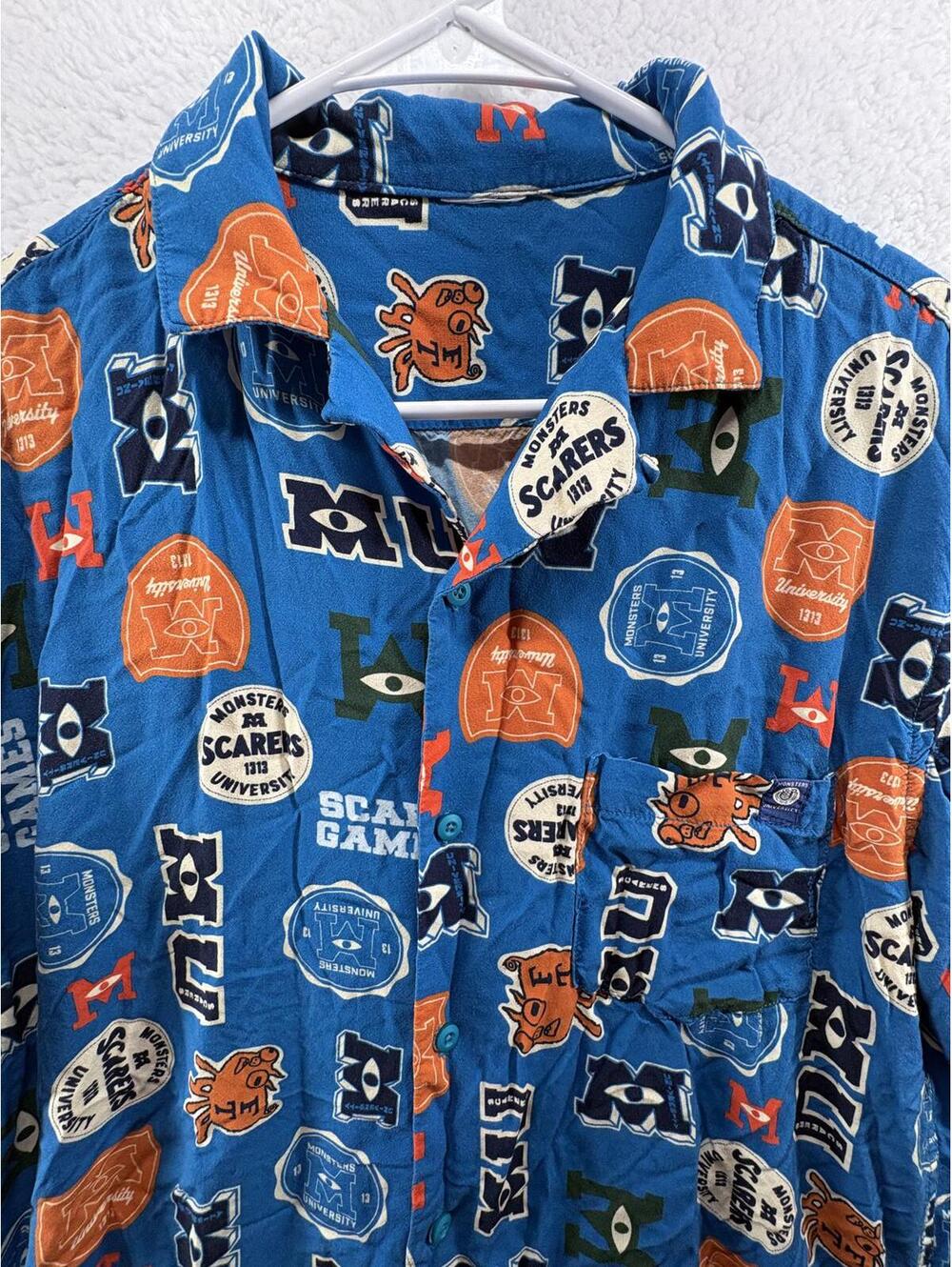 Disney Monsters Inc University AOP Short Sleeve Button Up Shirt Mens M Viscose